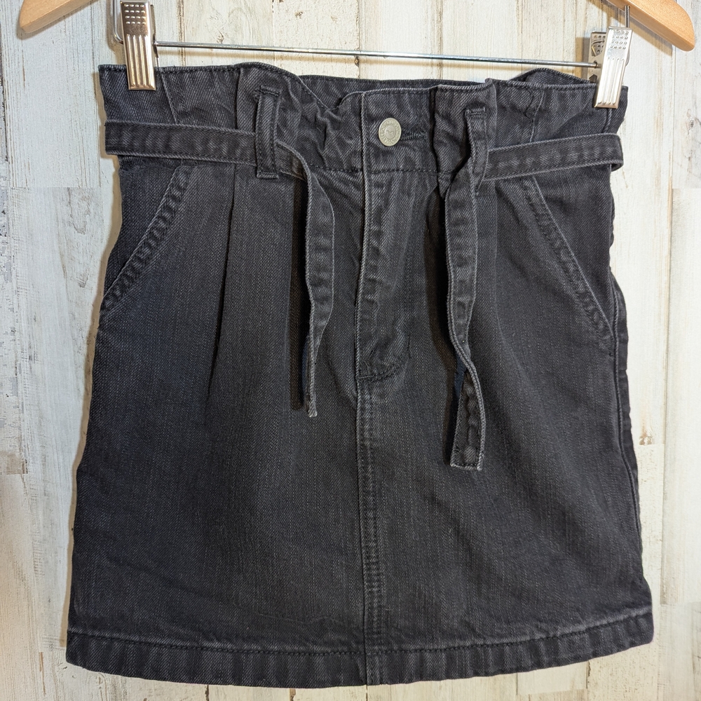 Hollister Ultra High-Rise Denim Skirt with Belt Size 00